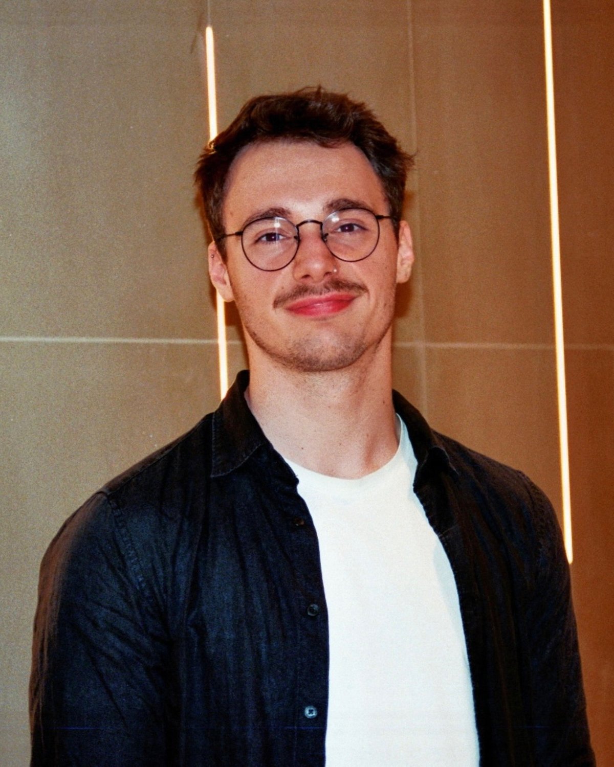 Merlijn Vermeire, Dutch and English teacher